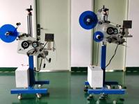 Applicateur d'étiquettes pour bouteilles carrées, tête de machine d'étiquetage pour surfaces planes, machine d'étiquetage automatique pour bouteilles carrées