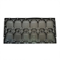 Plateau de transport antistatique en plastique thermoformé sur mesure pour puces semi-conductrices et assemblage de circuits imprimés (PCB)