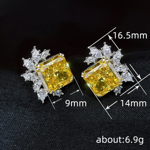 Orecchini a Perno Quadrati in Lega Geometrica Classica Vintage per Donne, Eleganti per Uso Quotidiano - Product Image 5