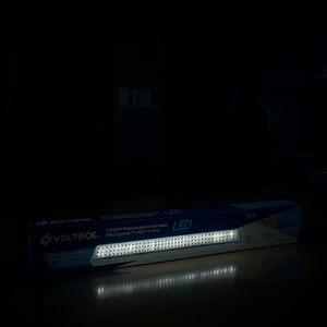 Lámpara de Emergencia Recargable LED Volteck de 1000 Lm con 120 LED, 6 Horas de Duración, Batería de Ácido, Clasificación IP20 para Interiores y Exteriores del Hogar - Product Image 2