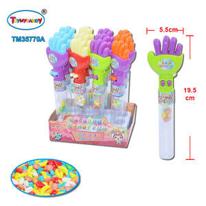 Juguete de Plástico con Forma de Puño para Bebés Hecho en China, con Caramelos, Juguete Pequeño de Alta Calidad para Niños - Product Image 1