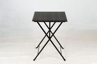 Ensemble bistrot minimaliste en acier et bois d'acacia Pollyrattan - Table et chaises pliantes pour balcon et jardin