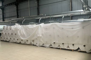 Masker medis sekali pakai bernapas Meltblown <span class=keywords><strong>95</strong></span> penutup wajah bedah Filter kain Nonwoven Eropa Bfe 99 <span class=keywords><strong>95</strong></span> Tela No Tejida untuk masker - Product Image 3