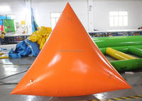 Bouée à eau triangulaire flottante, en forme de triangle, gonflable, entièrement personnalisée, à vendre,