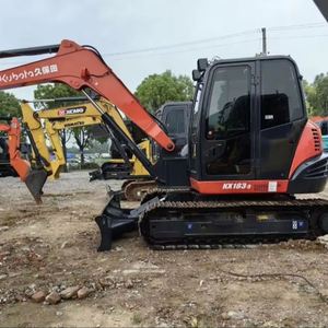 Bomba de Engranajes de Motor de Alta Calidad para Excavadora Pequeña KX180 KX183-3 de 8 Toneladas - Product Image 1