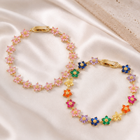 Bracelet élégant en cristal CZ, motif floral, plaqué or 18 carats, zircon cubique arc-en-ciel coloré, bracelet tennis délicat pour femmes