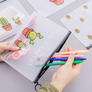 Trousse à crayons Cactus semi-transparente avec fermeture éclair, sac de rangement en PVC pour étudiants, école, bureau, 170x210mm, design de dessin animé - Product Image 4