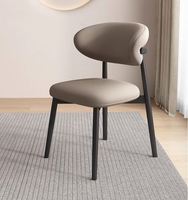 Ensemble de mobilier commercial sur mesure en métal pour restaurant, style moderne, comprenant table, chaise, canapé et banquette, idéal pour hôtels, centres commerciaux, écoles et cuisines.
