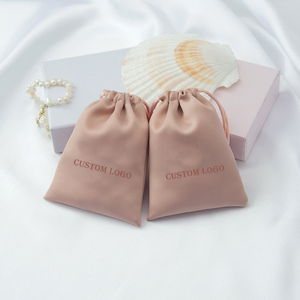 Bolsa de Maquillaje Reciclable de Calicó con Logotipo Personalizado, Bolsa con Cordón de Lona de Algodón Orgánico con Cinta para Calcetines - Product Image 3
