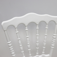 Nouvelles chaises de mariage empilables en résine pour événements à Dubaï, chaises de jardin en plastique pour mariages, vente en gros