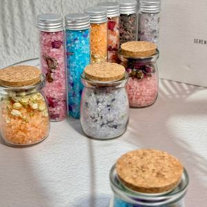 Coffret Cadeau de Sels de Bain Relaxants Végétaliens Biologiques aux Herbes et aux Fleurs, Marque Blanche, avec <span class=keywords><strong>Sel</strong></span> de Bain Rose de l'Himalaya, en Tube - Product Image 6