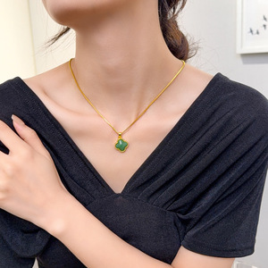 Four Leaf Clover Necklace Green Zinc Alloy Clavicle Chain Pendant Gift For Women Fashion Jewelry - Product Image 3