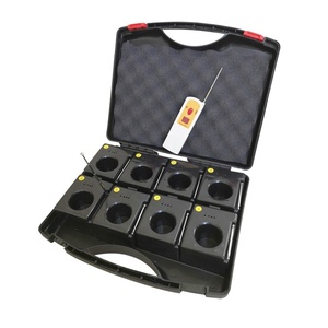 Macchina <span class=keywords><strong>per</strong></span> Effetti Fontana da Palcoscenico con Telecomando, Sistema <span class=keywords><strong>di</strong></span> Accensione Wireless <span class=keywords><strong>per</strong></span> Fuochi d'Artificio Freddi <span class=keywords><strong>per</strong></span> Matrimoni e Natale - Product Image 1