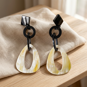 Nouvelles Boucles d'oreilles tendance pour femmes en corne de buffle, bijoux UCI, design animalier poli, pour acheteurs en gros, boucles d'oreilles clous et pendantes naturelles pour filles - Product Image 1