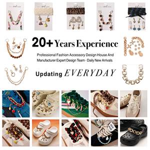 2026 발렌타인 데이 주얼리 세트 맞춤형 하트 참 목걸이 팔찌 귀걸이 패션 선물 주얼리 세트 여성용 - Product Image 6