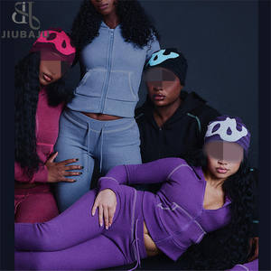 Completo Sportivo Casual da Donna in Due Pezzi: Cardigan con Cappuccio e Top Corto + Pantaloni con Coulisse, Tuta Semplice e Basica - Product Image 1