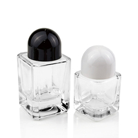 Pengiriman cepat ditambahkan berat besi Harga bagus mewah siap dikirim tutup parfum putih hitam Plastik topi parfum 15 fea