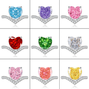 Bague ajustable en cuivre anti-ternissement Toderi Fashion, 10 mm, zircon coloré en forme de cœur, sans ternissement, pour femmes, vente en gros - Product Image 1