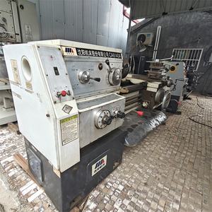 Se Vende Torno Horizontal Usado de Segunda Mano, Modelo Ca6140a Ca6150b, Marca China, con Eje Oscilante de 400 mm y Longitud de Trabajo de 2000 mm - Product Image 1