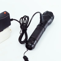 Lampe torche LED rechargeable portable toute neuve, 1000 lumens, super lumineuse, étanche IP65, garantie 5 ans, en alliage d'aluminium