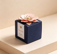 Boîte cadeau rigide carrée personnalisée, ornement en papier 3D avec fleurs en relief, logo personnalisé, boîte à bougies pour mariage, fête, ensemble d'emballage