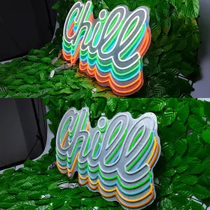 Enseigne au néon personnalisée avec inscription « Chill », couleur verte, effet infini 3D, lumière au néon pour la décoration murale - Product Image 1