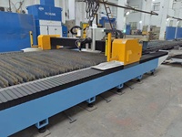 Machine de découpe laser à fibre grand format pour la découpe de tôles métalliques, découpe de grandes plaques, découpe au laser de l'acier au carbone