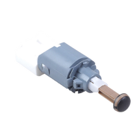 Interrupteur de feux stop 93197675 pour Nissan Renault Opel Vauxhall Mercedes Lada 25320-00Q0A 4419587 2532000Q0A 8200168238