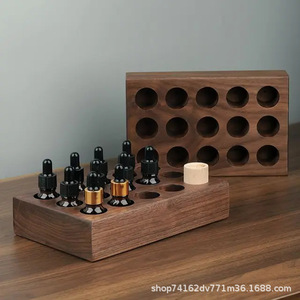 Caja de almacenamiento de aceite esencial de madera de nogal, estante de exhibición con múltiples compartimentos de 22x14x4,8 cm para lápiz labial, esmalte de uñas, organizador de escritorio - Product Image 4