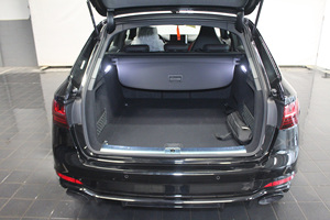 <span class=keywords><strong>Audi</strong></span> RS4 Sedán de <span class=keywords><strong>Segunda</strong></span> <span class=keywords><strong>Mano</strong></span> en Excelentes Condiciones, Eficiente en Consumo de Combustible, Interior Espacioso, Certificado, Proveedor Global de Autos Usados - Product Image 4