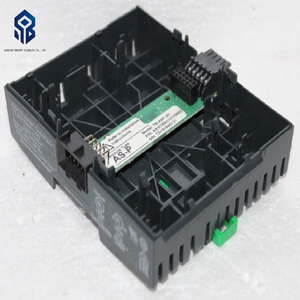 Sc Hneiderブランドの新品純正PLC SXWTBASW110002 TBASPW1ターミナルベースSpaceLogic、ASP PLCプログラム用に必要です。 - Product Image 1