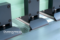 Machine à rainurer verticale CNC 4000x1500 à portique stabilisée et anti-stress pour l'opération de rainurage des plaques de coque de navires