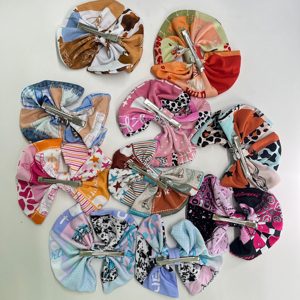 Детская заколка для волос Zhengpai в американском ретро-стиле из денима с бантом для девочек: милый и стильный аксессуар для волос в стиле пэчворк - Product Image 2