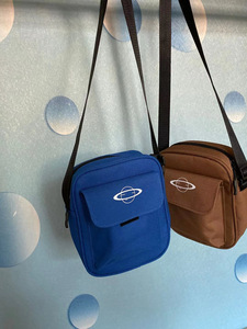 กระเป๋าสะพายผ้าใบขนาดเล็กสำหรับทุกเพศ, กระเป๋าสะพายข้างผ้าฝ้ายแฟชั่นเกาหลีขนาดเล็ก - Product Image 2