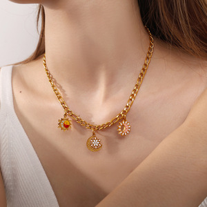 Colgantes Temáticos de Estrella, Luna y Sol en Oro, Dijes de Planeta con Engaste de Garra, Accesorios de Joyería DIY, Uso Diario Unisex - Product Image 4