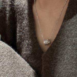 สร้อยคอเงินแท้ S925 รุ่น Wenchi ลายดอกไม้ CNC ดีไซน์เรียบง่าย ทันสมัย สไตล์วินเทจ ประดับจี้รูปทรงสี่เหลี่ยม ระยิบระยับ เหมาะสำหรับใส่กับเสื้อสเวตเตอร์ - Product Image 2