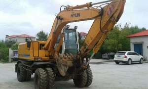 Pelle pelleteuse multifonction sur chenilles originale de la Corée Hyundai 210 à haut rendement Hyundai en bon état en vente - Product Image 5