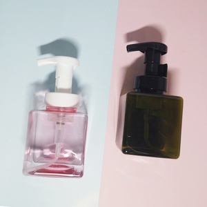 ขวดบรรจุภัณฑ์เครื่องสำอางทรงเหลี่ยม 250 มล. 500 มล. สำหรับล้างหน้า สีเหลืองอำพัน สีดำ สีขาว ขวดโฟม PET ขวดพลาสติกสำหรับผลิตภัณฑ์ดูแลผิว - Product Image 2