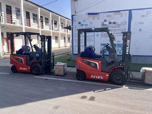 Ekspor Langsung Pabrik Bersertifikat CE Forklift Listrik 1 Ton 1,5-3 Ton Performa Handal Kondisi Baru Forklift Mini Harga Terjangkau - Product Image 3