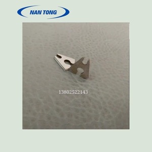 Pinza de sujeción Nantong Printing Press Butterfly Clip D15 1 para máquina perforadora - Product Image 2