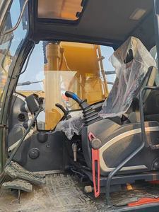 Excavatrice sur chenilles Hyundai 225LC-9T de 25 tonnes, d'occasion, puissance élevée, performances fiables, structure durable, en vente en stock - Product Image 3