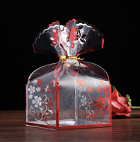 Boîte-cadeau de bonbon hexagonale imprimée d'or créative avec la conception mignonne de fleur Acétate clair PET vitrine pliante pour l'emballage