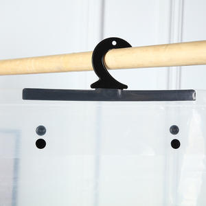 Sac transparent à fermeture à crochet - Conception avec cintre pour l'affichage des marchandises, le rangement des vêtements et l'emballage des produits de vente au détail - Product Image 5