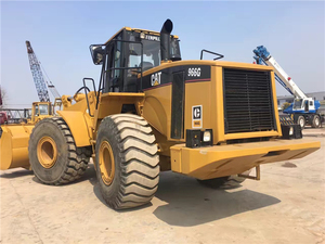 Chargeuse sur pneus Caterpillar 966G d'occasion, chargeuse frontale usagée pour travaux de construction routière et de stockage - Product Image 5