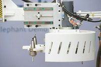 Routeur CNC à double tête Broche horizontale en bois ATC Centre de traitement des panneaux de porte composite CNC pour le perçage de trous de serrures de portes