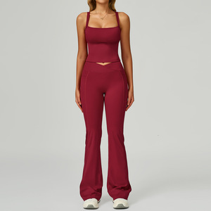 <span class=keywords><strong>Abbigliamento</strong></span> <span class=keywords><strong>sportivo</strong></span> personalizzato di alta qualità 3 pezzi Yoga Gym Set Fitness reggiseno allenamento Leggings pantaloni a zampa tuta da donna - Product Image 2