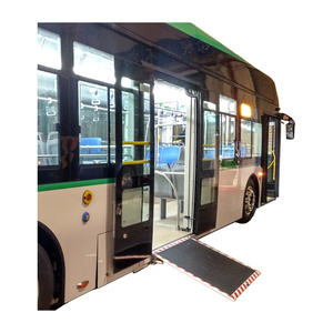 Pentes de rampe de fauteuil roulant en aluminium électrique de MiniBus de <span class=keywords><strong>bus</strong></span> de ville de plancher bas pour la capacité de chargement 350kg moteur de 12V/24V certifié CE - Product Image 2