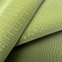 Velours mat gaufré Crocodile Design PU cuir imperméable élastique et anti-moisissure avec support tricoté pour les vêtements