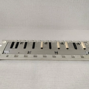 Module de communication BMXXBP0800, rack de base M340 - 8 emplacements - panneau - Product Image 1