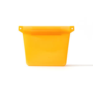 Bolsa de Snacks para Mascotas Portátil con Diseño a Prueba de Fugas, Herramienta Mágica para Pasear Perros, Bolsa de Agua y Comida para Mascotas de Silicona con Sellado a Prueba de Humedad - Product Image 5